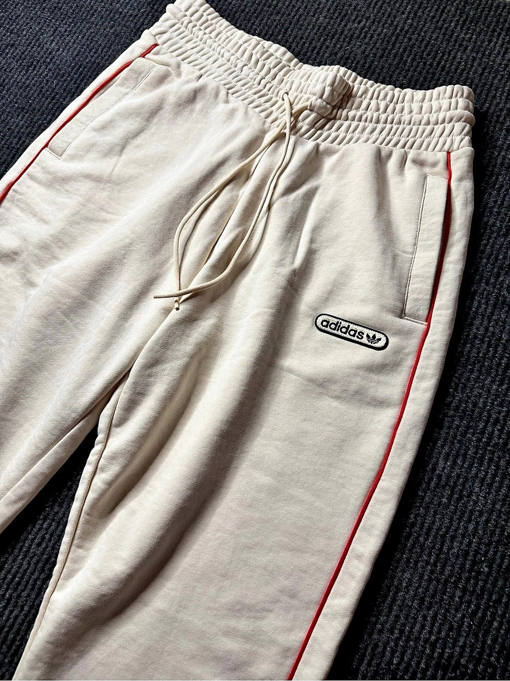 Adidas Originals Retro Luxury Sweatpants Women’s M Wonder White Red Piping HL003